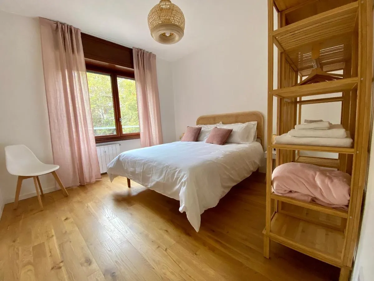 Brand New Flat Ready To Welcome You To Milan! Apartment 0*, Milan Italy
